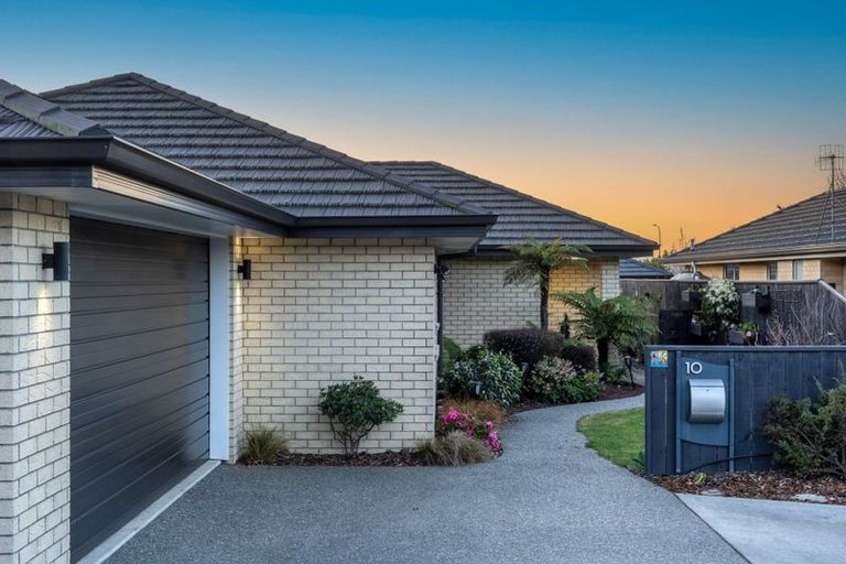 Photo of property in 10 Carmello Grove, Richmond, 7020
