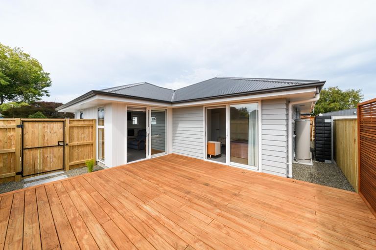 Photo of property in 208a Tremaine Avenue, Highbury, Palmerston North, 4412
