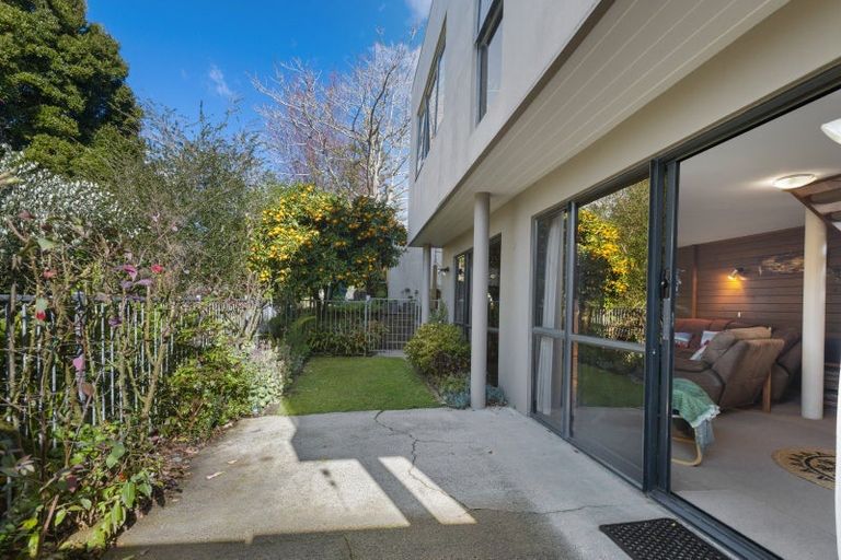 Photo of property in 20 Esmeralda Street, Welcome Bay, Tauranga, 3112
