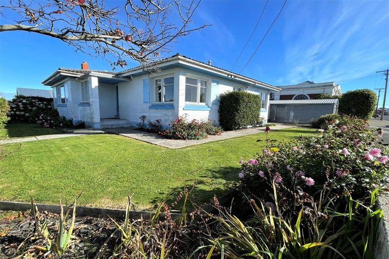 Photo of property in 25 John Street, Balclutha, 9230