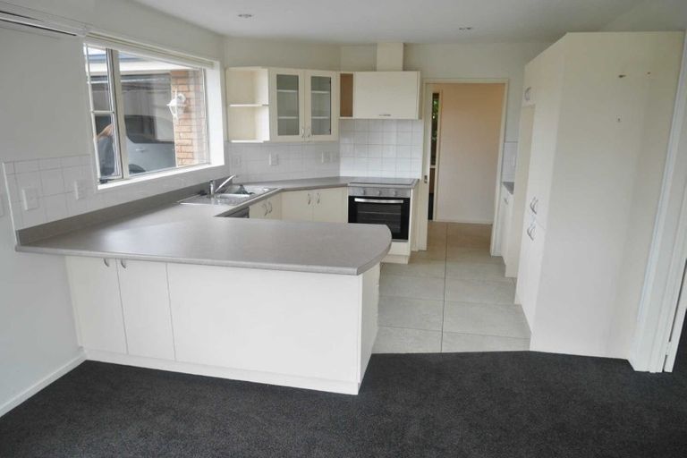 Photo of property in 14 Ashmore Lane, Strowan, Christchurch, 8052