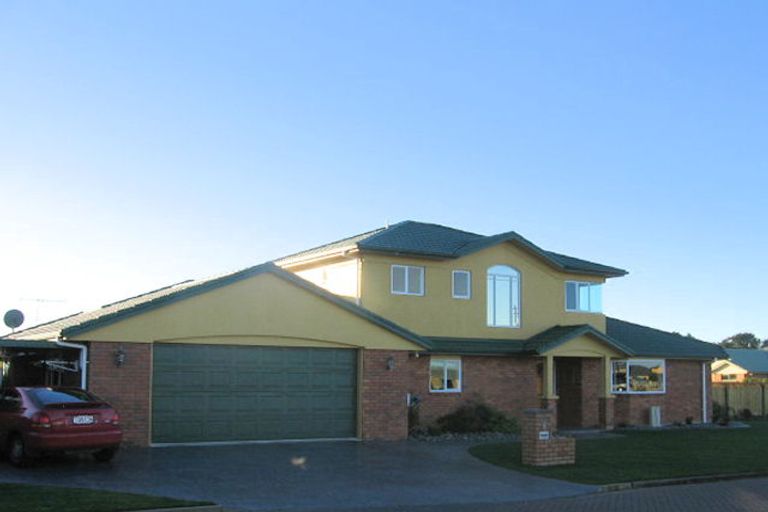 Photo of property in 2 Claymore Place, Flagstaff, Hamilton, 3210