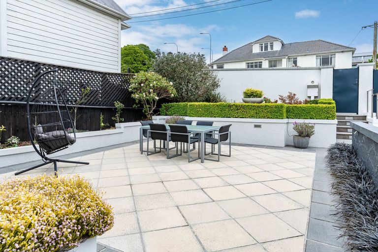 Photo of property in 138 London Street, Dunedin Central, Dunedin, 9016