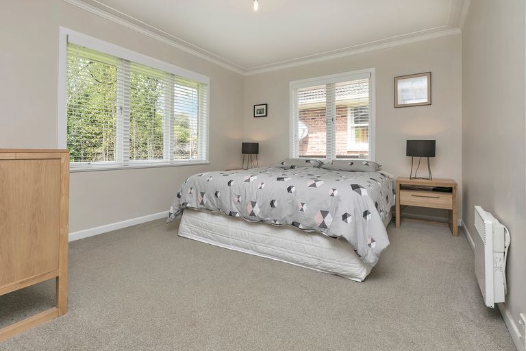 Photo of property in 18 Trigg Road, Huapai, Kumeu, 0810