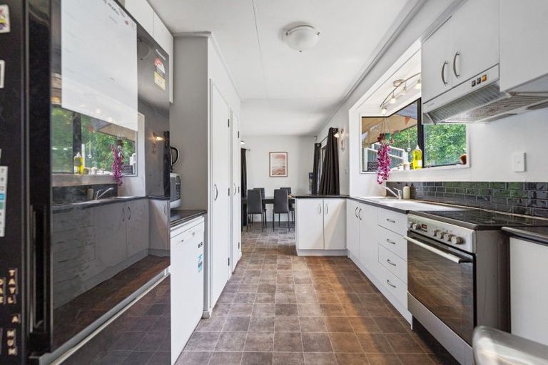 Photo of property in 52 Langstone Street, Welcome Bay, Tauranga, 3112