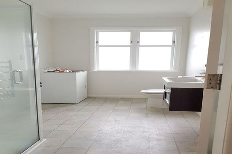 Photo of property in 73 Madras Street, Khandallah, Wellington, 6035