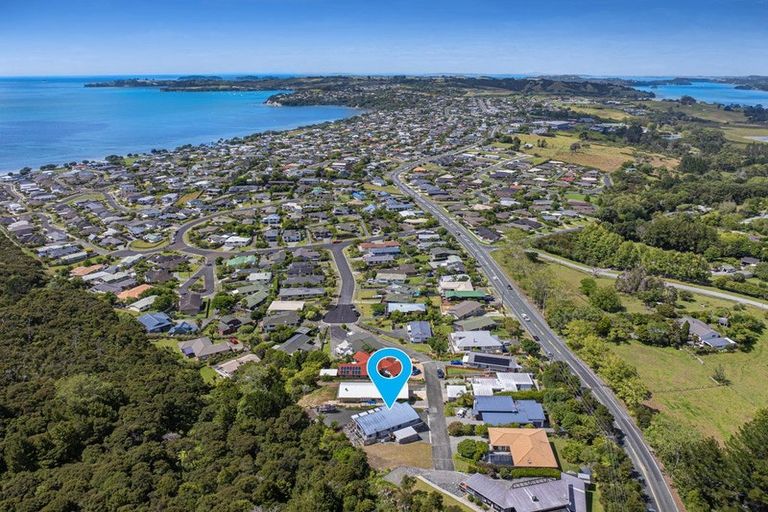 Photo of property in 28 Brampton Road, Snells Beach, 0920