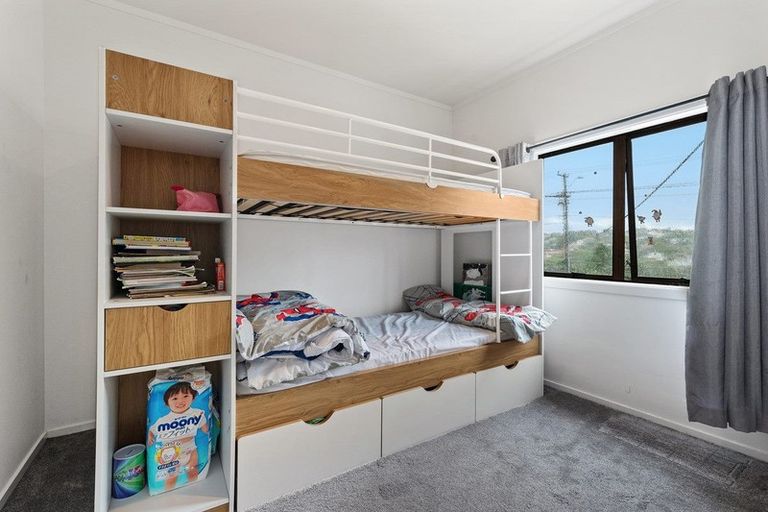 Photo of property in 82 Browns Bay Road, Rothesay Bay, Auckland, 0630