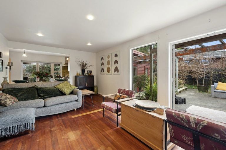 Photo of property in 35 Tamatea Road, Taupo, 3330