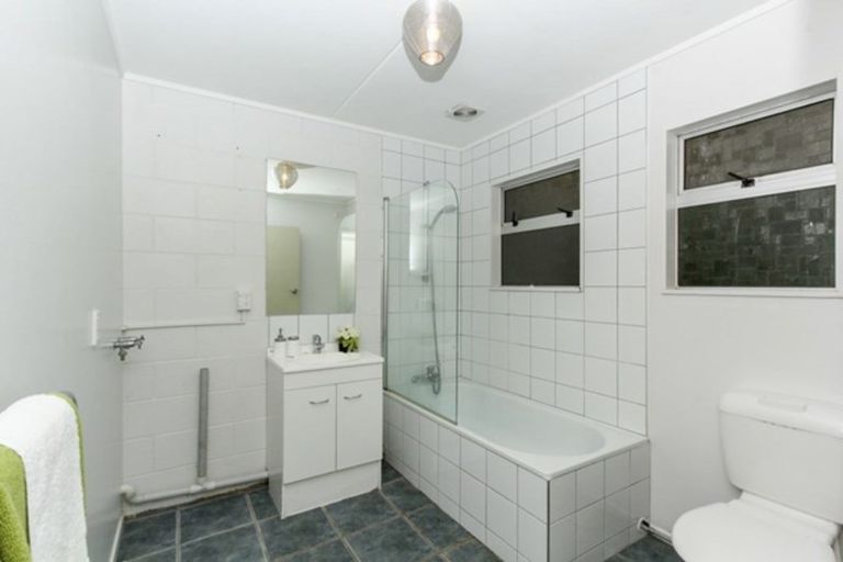 Photo of property in 7/57 Carrington Street, Lower Vogeltown, New Plymouth, 4310