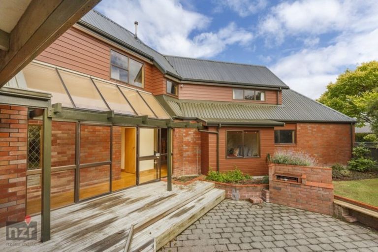 Photo of property in 3 Hind Place, Hokowhitu, Palmerston North, 4410