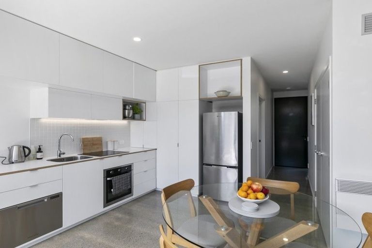 Photo of property in 4 Te Ara O Paetutu, Petone, Lower Hutt, 5012