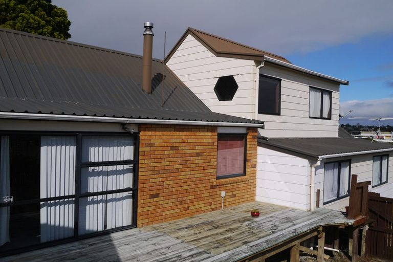 Photo of property in 104 Becroft Drive, Forrest Hill, Auckland, 0620