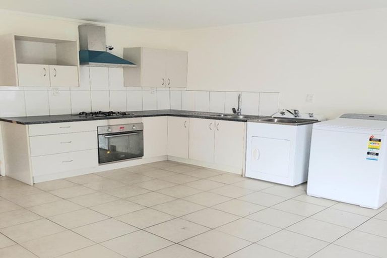 Photo of property in 103 Eugenia Rise, Totara Heights, Auckland, 2105