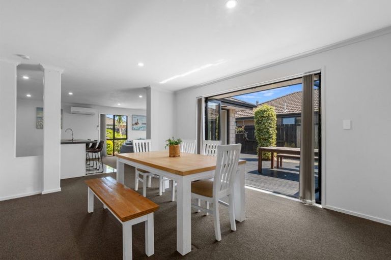 Photo of property in 164 Doncaster Drive, Papamoa Beach, Papamoa, 3118