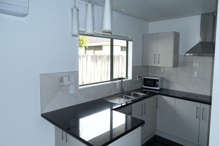 Photo of property in 100c Browns Road, Manurewa, Auckland, 2102