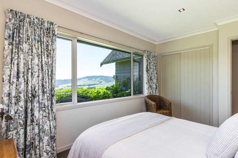 Photo of property in 107 Hill View Drive, Acacia Bay, Taupo, 3385