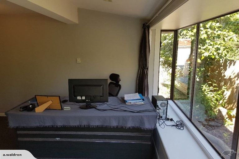 Photo of property in 79 Hinau Street, Riccarton, Christchurch, 8041