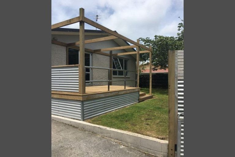 Photo of property in 4 Villa Place, Bell Block, New Plymouth, 4312