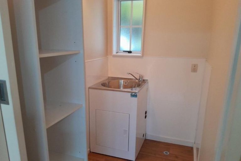 Photo of property in 45 Middlepark Road, Sockburn, Christchurch, 8042