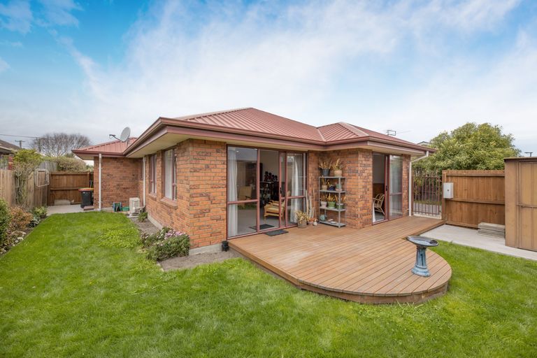 Photo of property in 46 Marriotts Road, North New Brighton, Christchurch, 8083