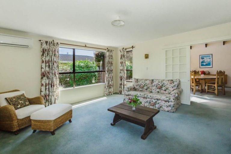 Photo of property in 9 Awanui Drive, Waikanae, 5036