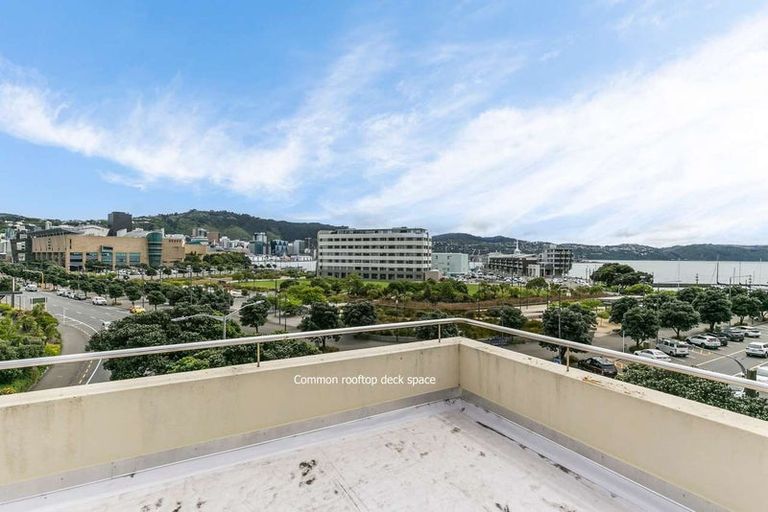 Photo of property in Fountain Court, 5/48 Oriental Parade, Oriental Bay, Wellington, 6011