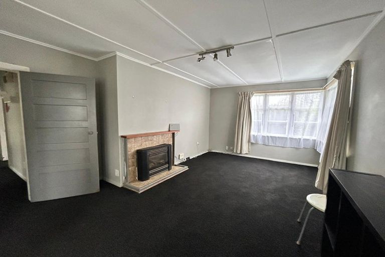 Photo of property in 54 Riley Crescent, Woolston, Christchurch, 8023