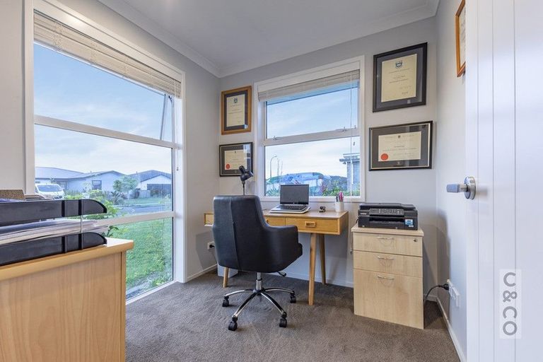 Photo of property in 11 Floyd Road, Riverhead, 0820