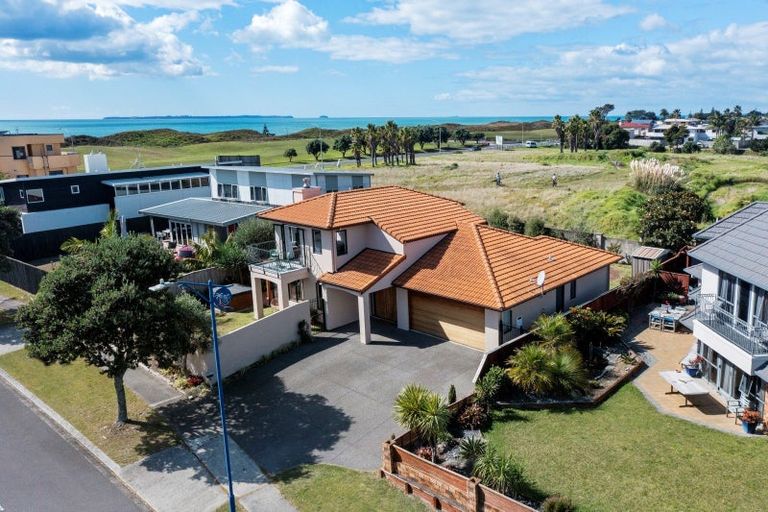 Photo of property in 9 Bermuda Drive, Papamoa Beach, Papamoa, 3118