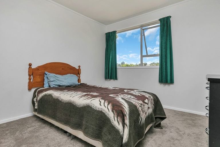 Photo of property in 47 Vandeleur Avenue, Birkdale, Auckland, 0626