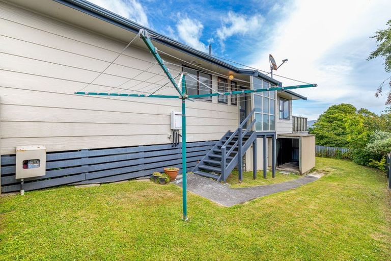 Photo of property in 1 The Bollard, Whitby, Porirua, 5024