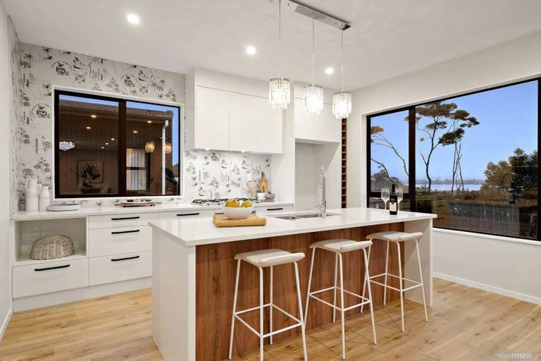 Photo of property in 13 Vazey Way, Hobsonville, Auckland, 0618