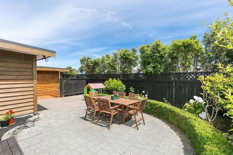 Photo of property in 48a Satara Crescent, Khandallah, Wellington, 6035