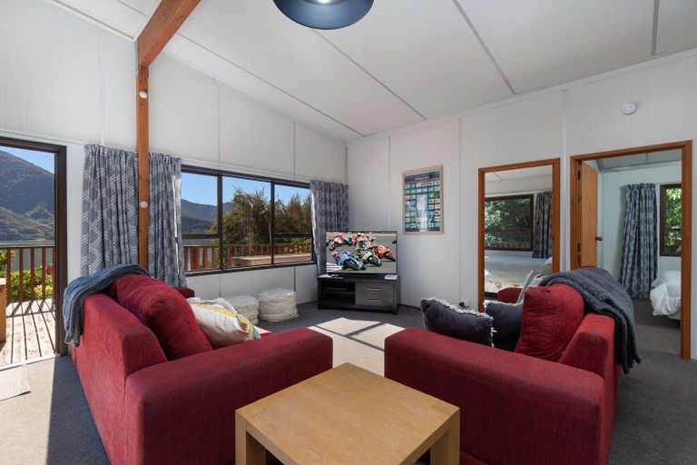 Photo of property in 225 Moetapu Bay Road, Moetapu Bay, Linkwater, 7282