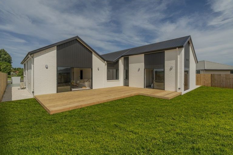 Photo of property in 26 Palm Drive, Whitianga, 3510