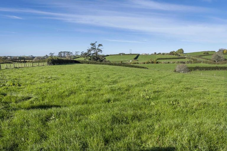 Photo of property in 241 Warwick Road, Stratford, 4391