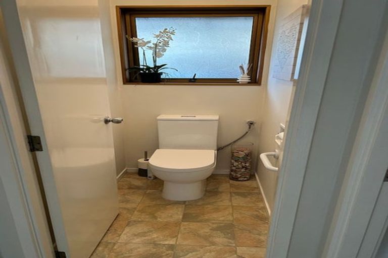 Photo of property in 1/9 Belmere Rise, Farm Cove, Auckland, 2012