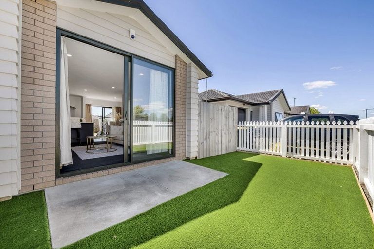 Photo of property in 5 Park Chester Road, Pukekohe, 2120