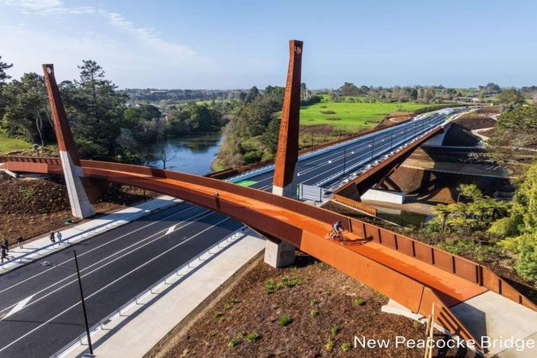 Photo of property in 9 Akakura Terrace, Peacocke, 3206