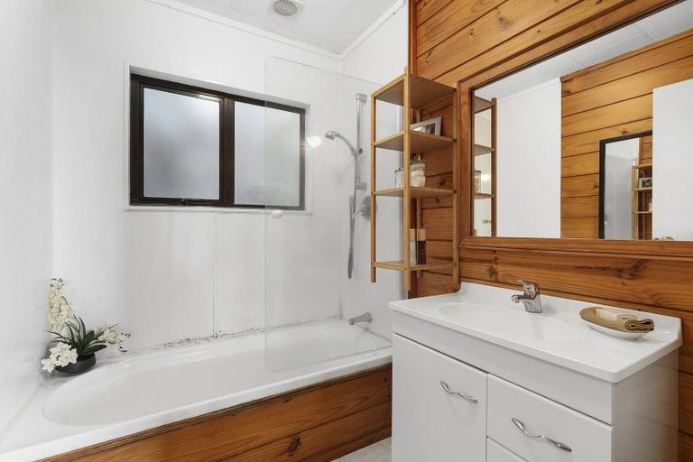 Photo of property in 14 Orchy Crescent, Southgate, Wellington, 6023