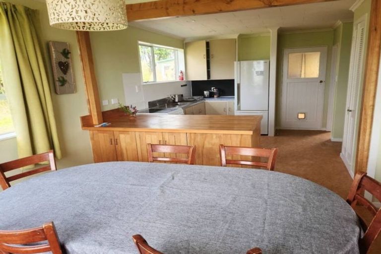Photo of property in 252 Lwr Timaru Road, Tataraimaka, New Plymouth, 4374
