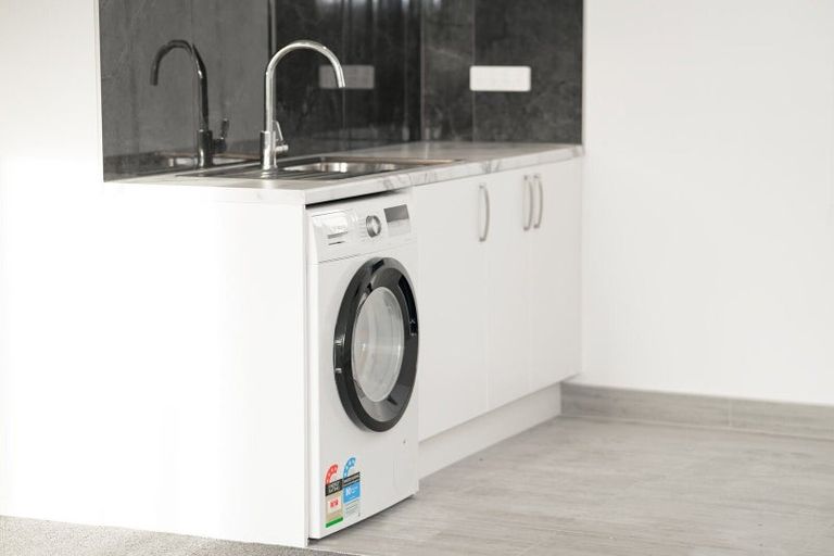 Photo of property in 2 Dickson Crescent, Hornby, Christchurch, 8042