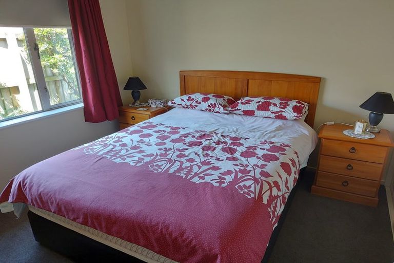 Photo of property in 19 Dunsford Close, Halswell, Christchurch, 8025