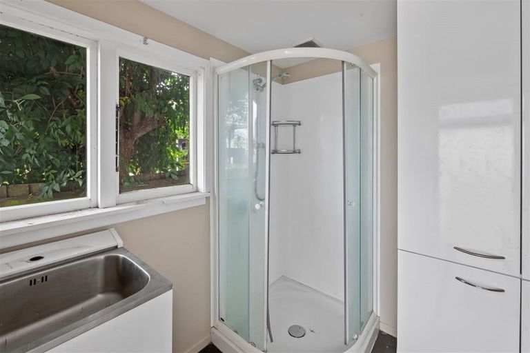 Photo of property in 1/84 Hargood Street, Woolston, Christchurch, 8062