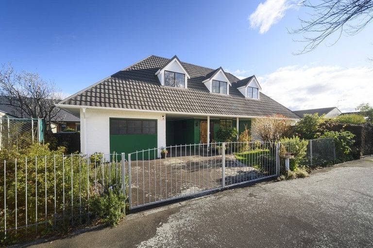 Photo of property in 8 Mcarthur Street, Terrace End, Palmerston North, 4410