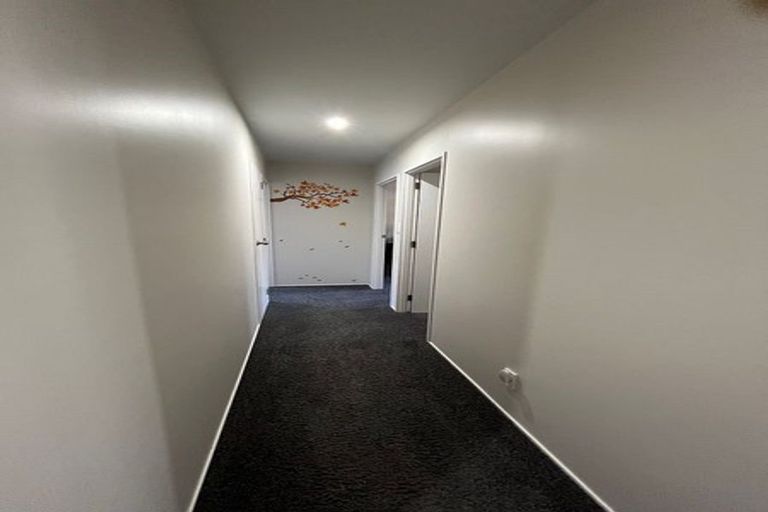 Photo of property in 6b Flamingo Court, Goodwood Heights, Auckland, 2105