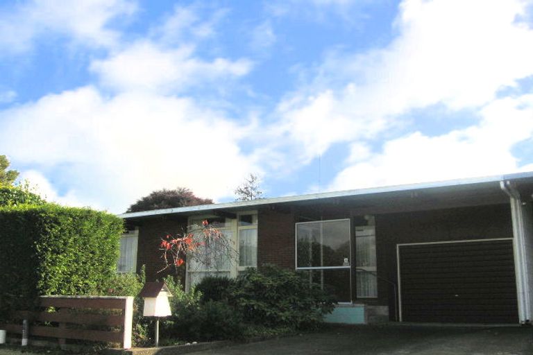 Photo of property in 1 Glasgow Street, Takaro, Palmerston North, 4412