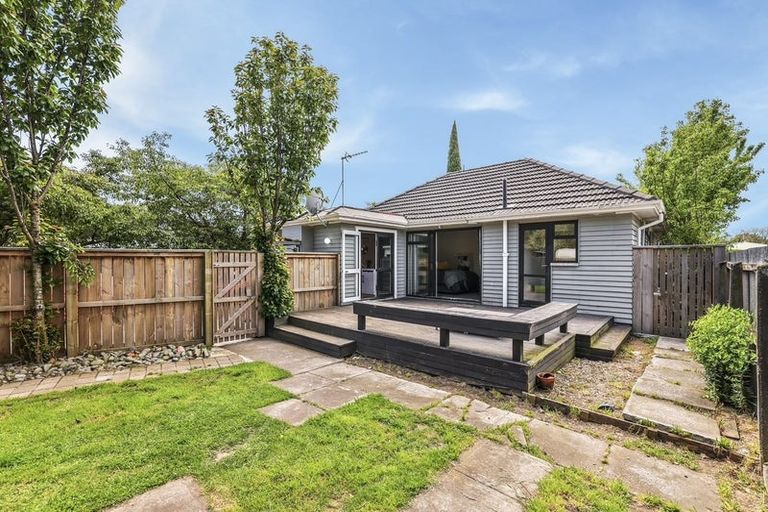 Photo of property in 6 Curletts Road, Sockburn, Christchurch, 8042