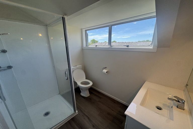 Photo of property in 7 Hannah Place, Redwood, Christchurch, 8051